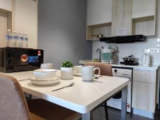 JUNE Homestay @ Vetro11 1BR 2-4Pax Sunset View Apartment in Kota Kinabalu