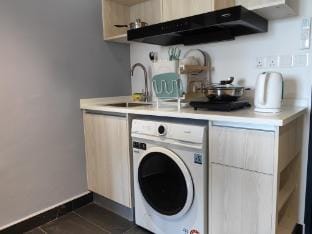 JUNE Homestay @ Vetro11 1BR 2-4Pax Sunset View Apartment in Kota Kinabalu