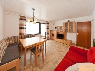Apartment mit Spielbereich Vacation rental in Tyrol