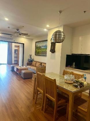 Happy Home Apartment in Hanoi
