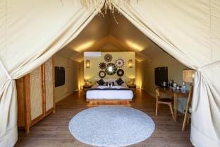 Escape in Nature - Barefoot Glamping Luxury tent in Karangasem Regency