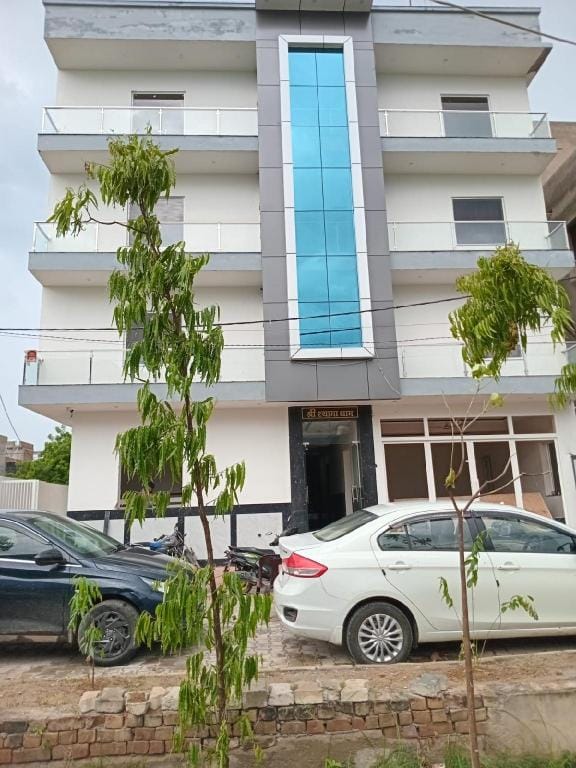 Shree Shyama Dham Hotel in Uttar Pradesh