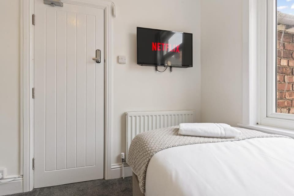 Charlotte Street House Bed and Breakfast in England