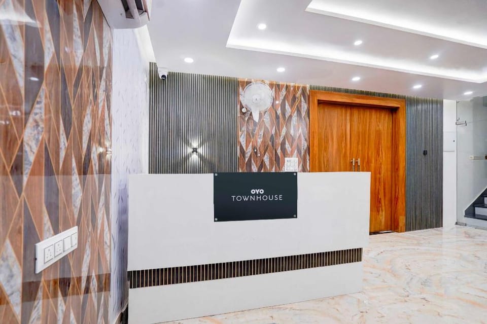 Townhouse Sarnath Temple Hotel in Varanasi