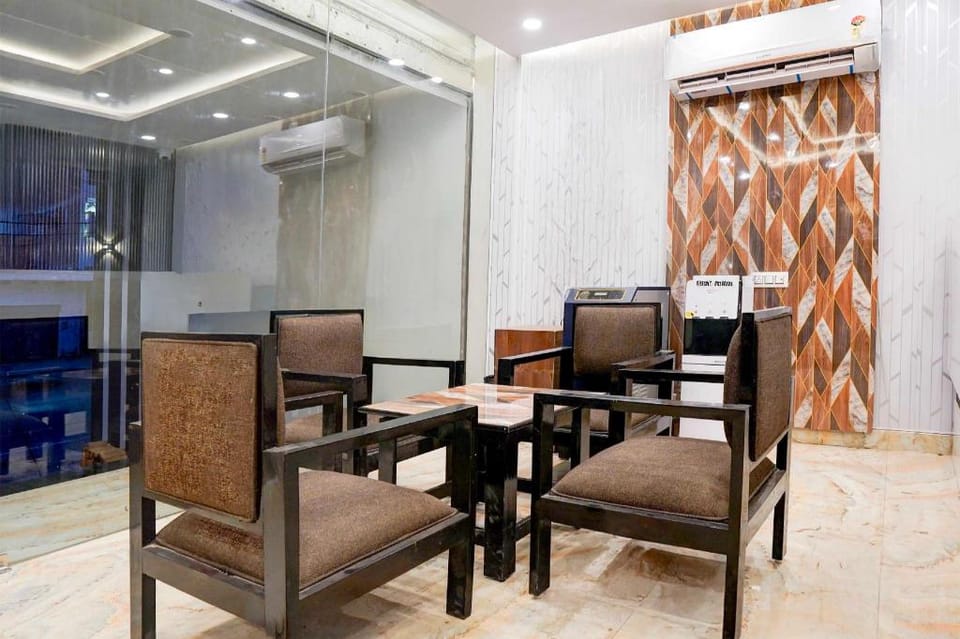 Townhouse Sarnath Temple Hotel in Varanasi