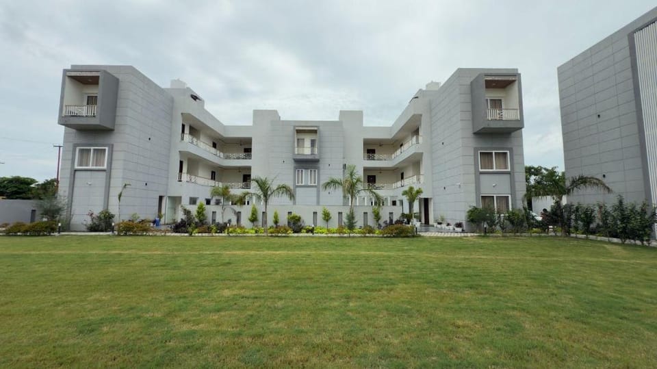 Savanna Retreat Hotel in Uttarakhand