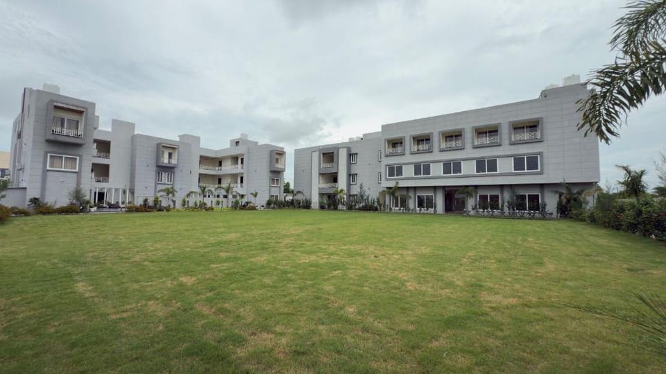 Savanna Retreat Hotel in Uttarakhand
