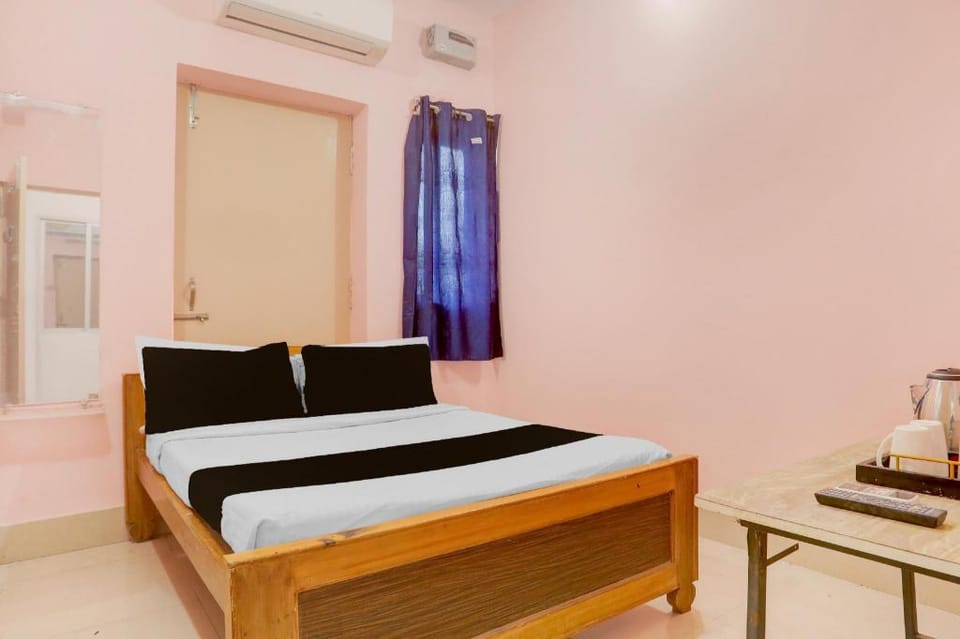 Super Hotel O Danapur Central Railway Junction Formerly Brij Guest House Hotel in India