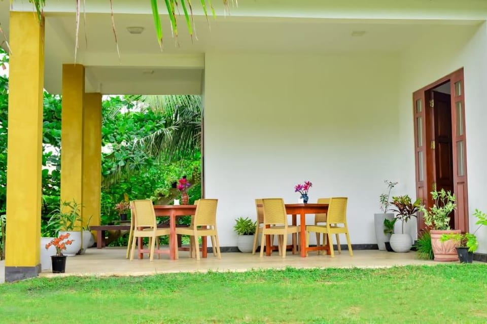 Wild Heaven Beach Villa Bed and Breakfast in Galle