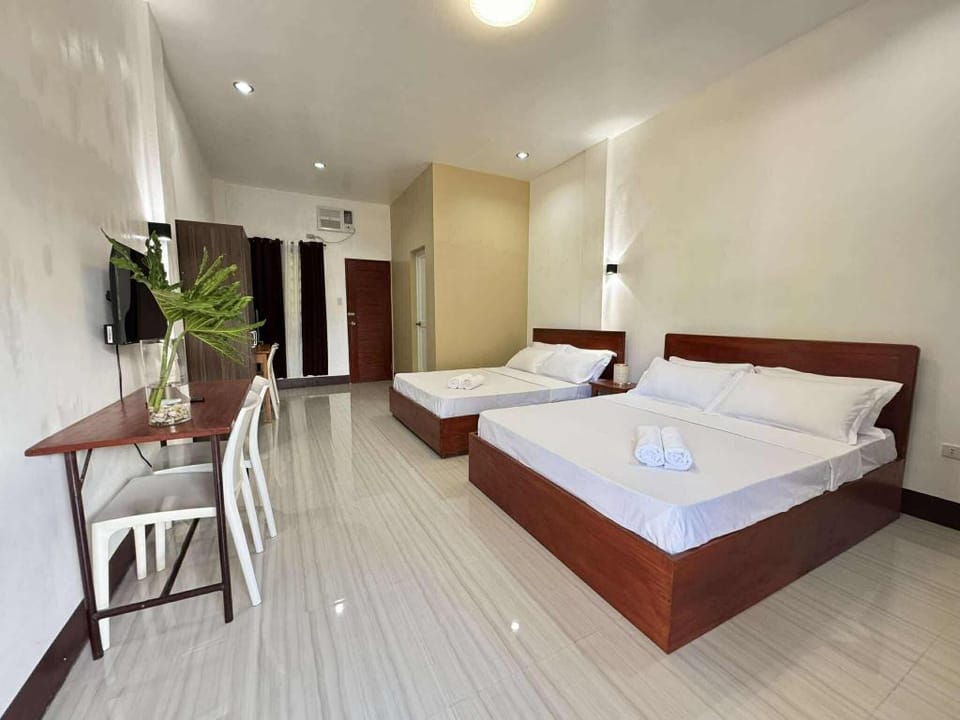 3 EMS Guest House Bed and Breakfast in Puerto Princesa