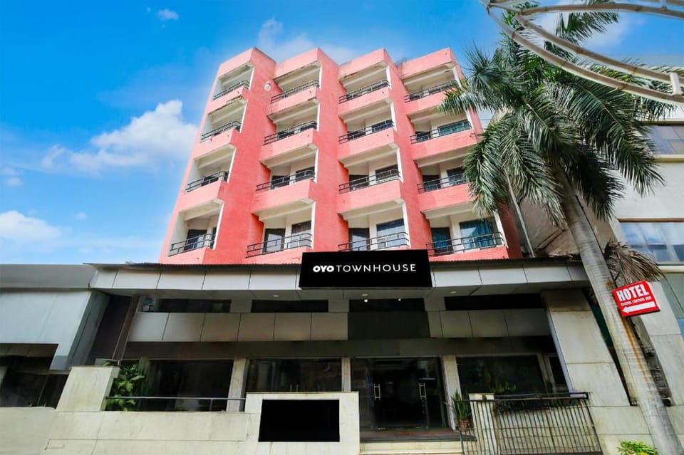 Townhouse Hotel Bhopal Station Inn Hotel in India