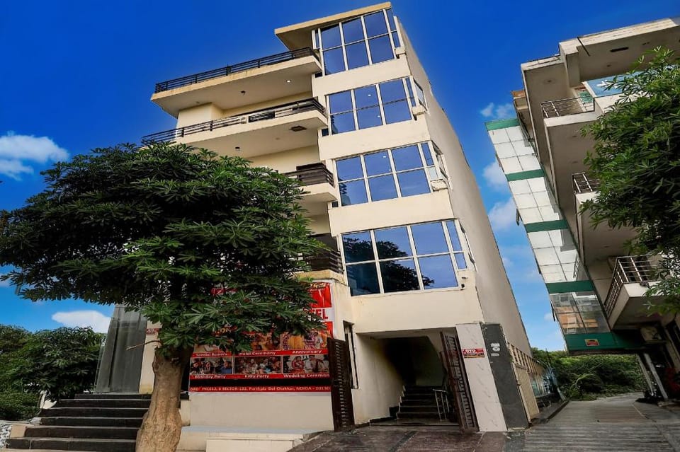 Hotel O by OYO The Great Royal Hotel Hotel in Noida