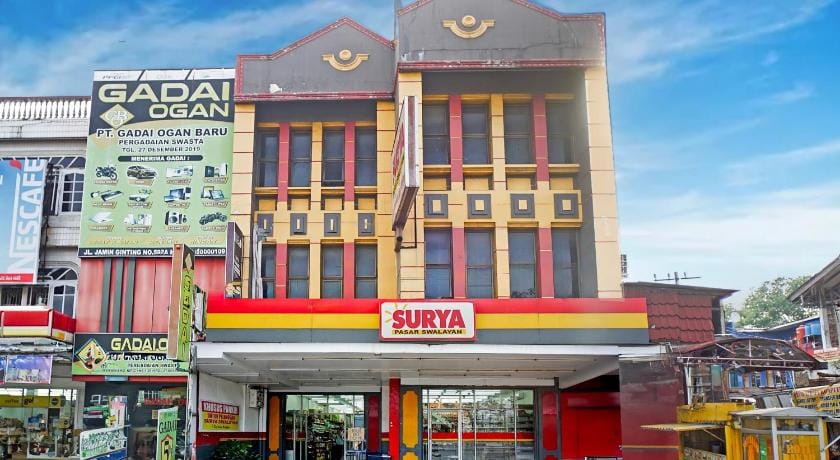 OYO 94753 Surya Residence 2 Hotel in Indonesia