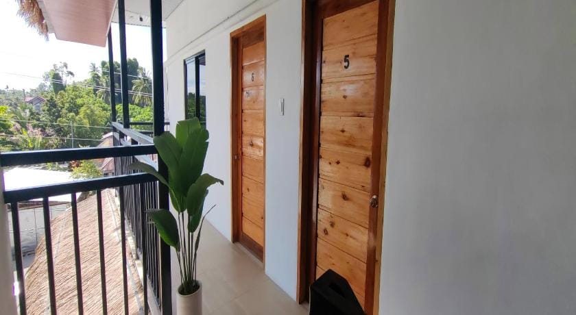 Eva's Guest House Hotel in General Luna