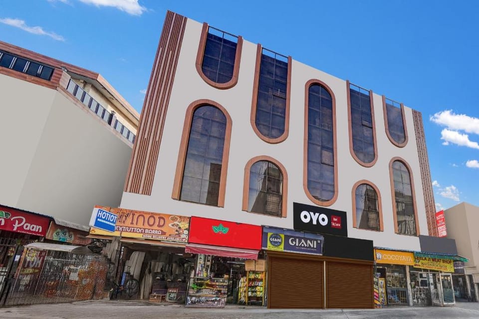 Hotel O By OYO Tulip Sarovar Hotel in Delhi