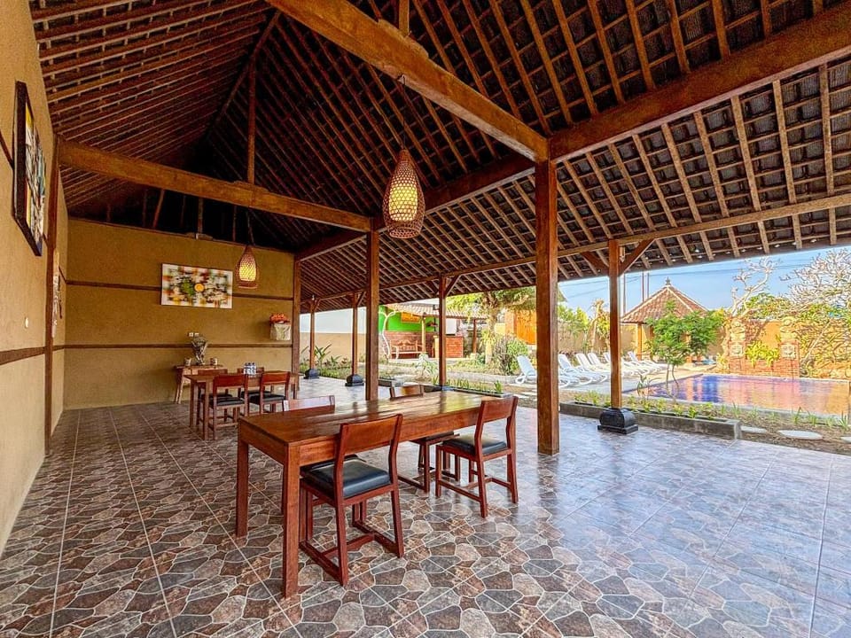 Buana Sari Villas by AGATA Bed and Breakfast in Bali