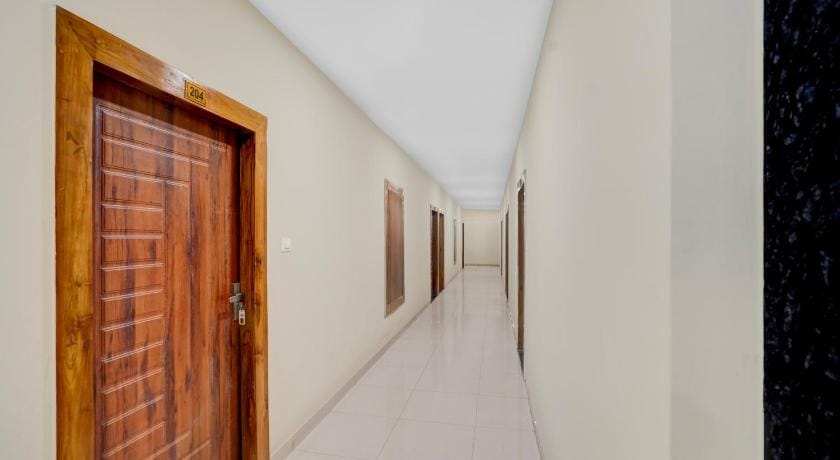 Super Townhouse Varanasi City Station Formerly S Kumar Inn Hotel in Varanasi