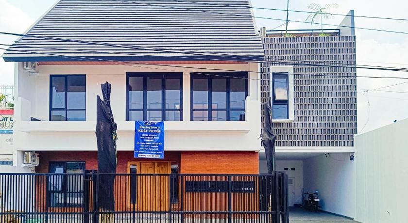 Ndalem Tamanan Syariah RedPartner Hotel in Special Region of Yogyakarta