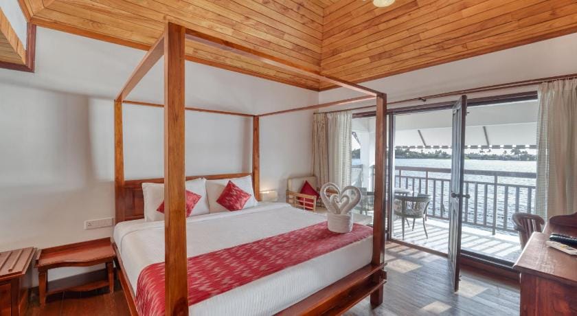 Alaya Stays Paloma Backwater Resort Hotel in Kerala