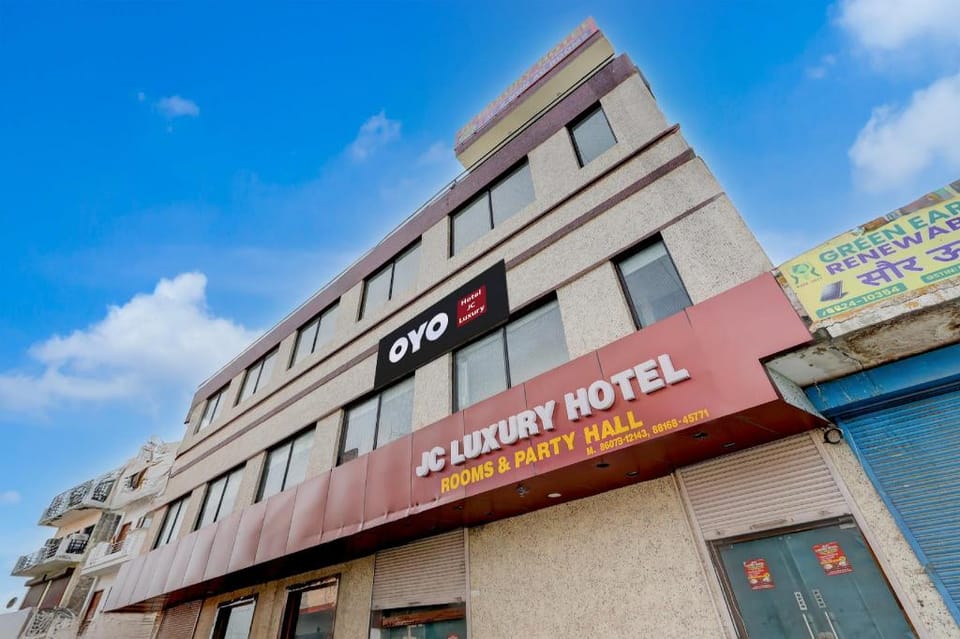 Hotel O JC Luxury Hotel Hotel in Punjab, India