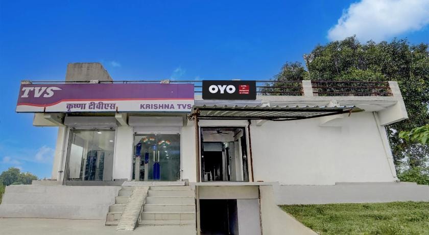 SPOT ON by OYO RED DIAMOND HOTEL & SWEET RESTAURANT Hotel in Uttar Pradesh