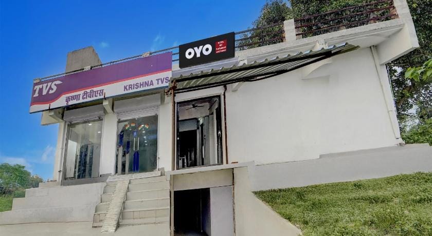 SPOT ON by OYO RED DIAMOND HOTEL & SWEET RESTAURANT Hotel in Uttar Pradesh