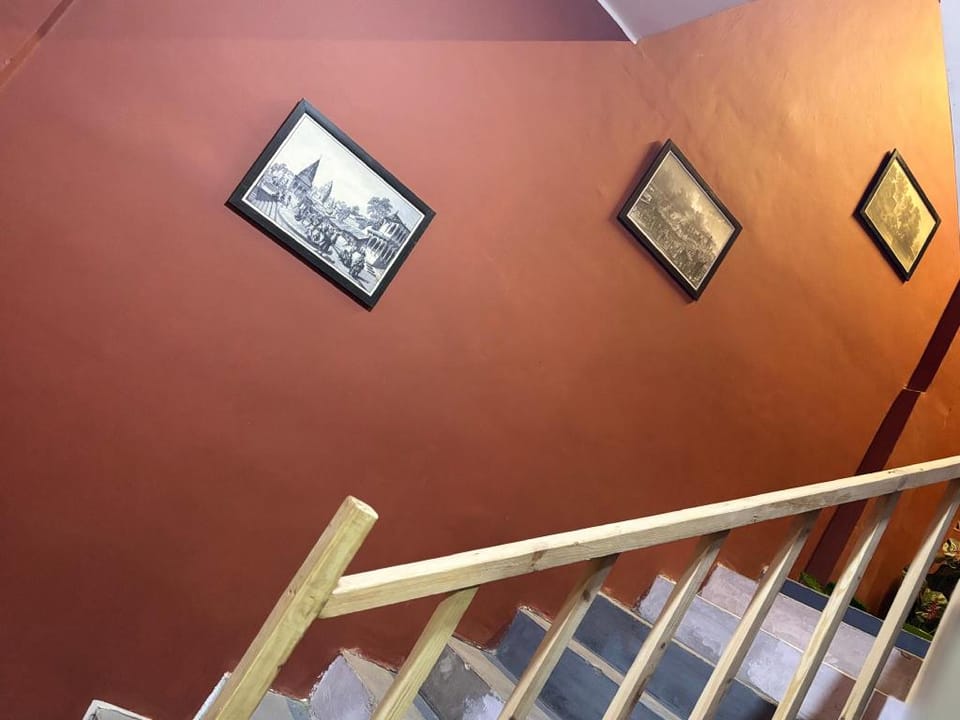 Terracotta Trails - Bedroom & Living Combo Hotel in Varanasi