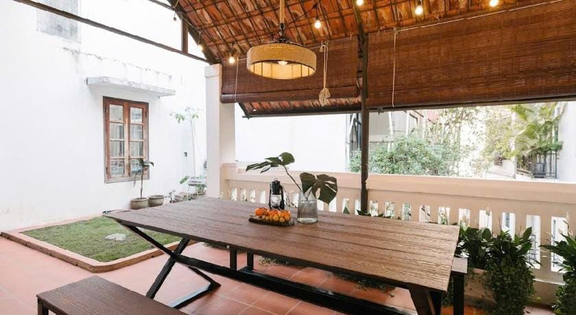 Humi Housing Hotel in Laos