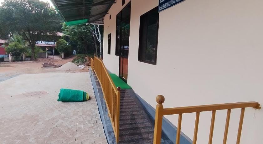 Vanasiri cottage Hotel in Karnataka