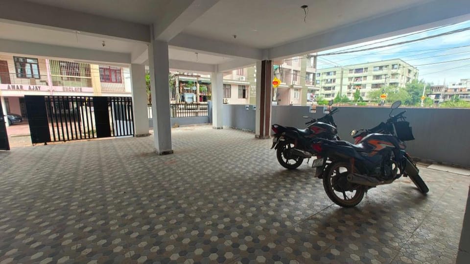 POP 83778F Hotel Nandak  Grand Hotel in India