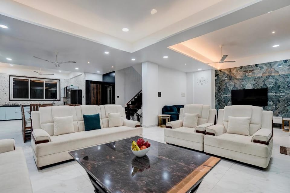 Villa Viva By DanCenter | 5BHK | Pvt Pool | Lonavala Villa in Lonavla