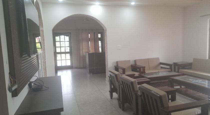 Hotel Dharamshala Ayush Health Paradise Hotel in Punjab, India