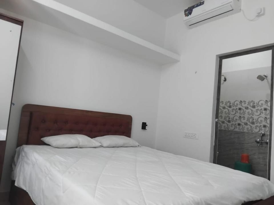 JC EXPRESS INN Hotel in Bengaluru