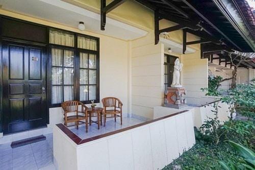 Hotel Oranjje by Secoms Hotel in Denpasar