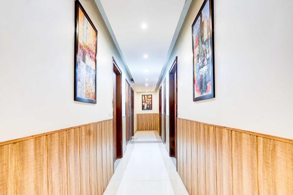 Collection O Sector 122 Noida Hotel in Noida