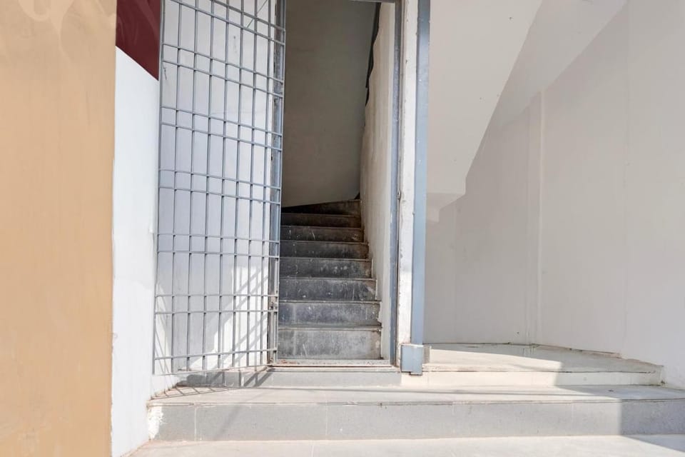 Super Hotel O Pydithalli Ammavari Temple Vizianagaram Hotel in Andhra Pradesh