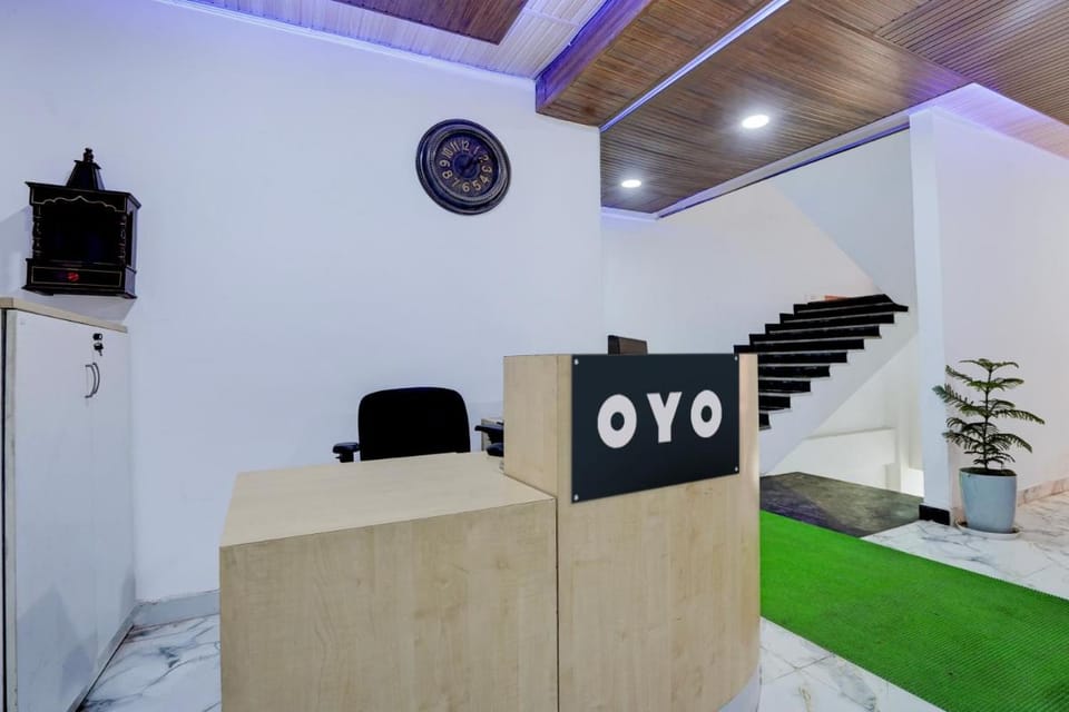 Hotel O Yatra Inn Hotel in Noida