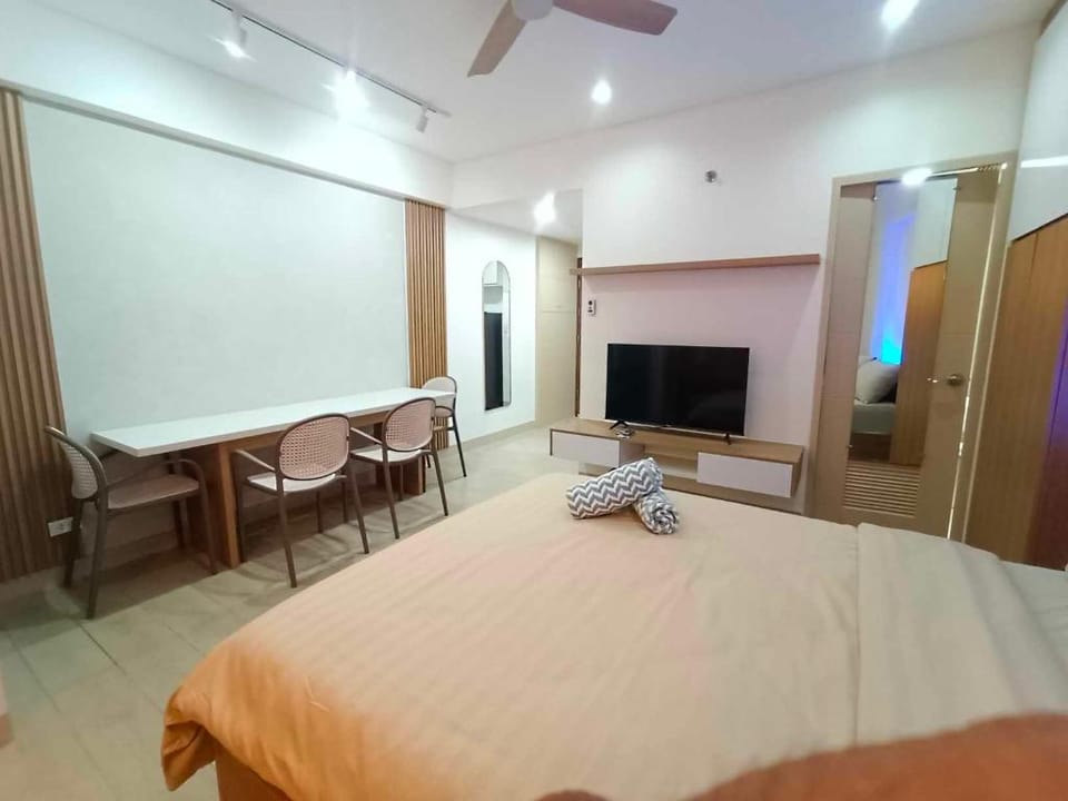 Palm Two Villa studio room Hotel in Pasay