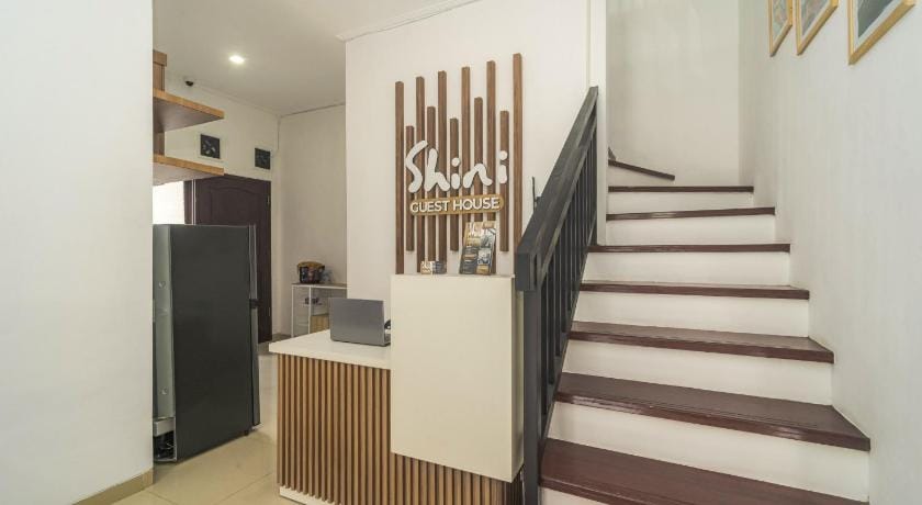 Shini Guest House Bed and Breakfast in East Java