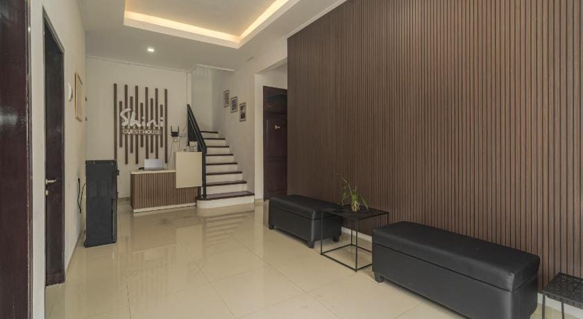 Shini Guest House Bed and Breakfast in East Java