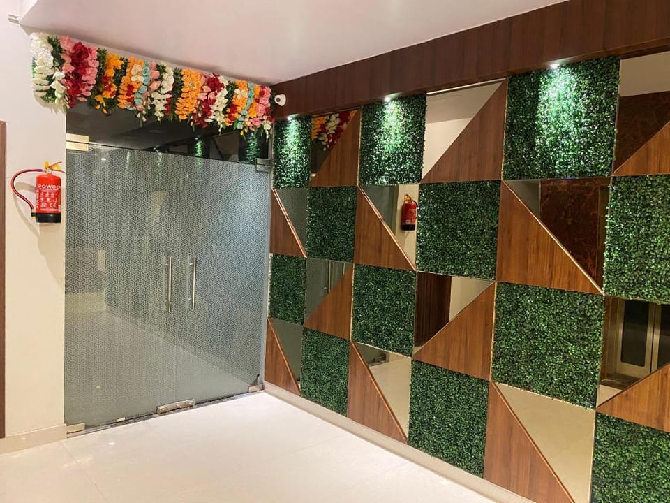 HOTEL MAYUR CASTLE Hotel in Uttar Pradesh