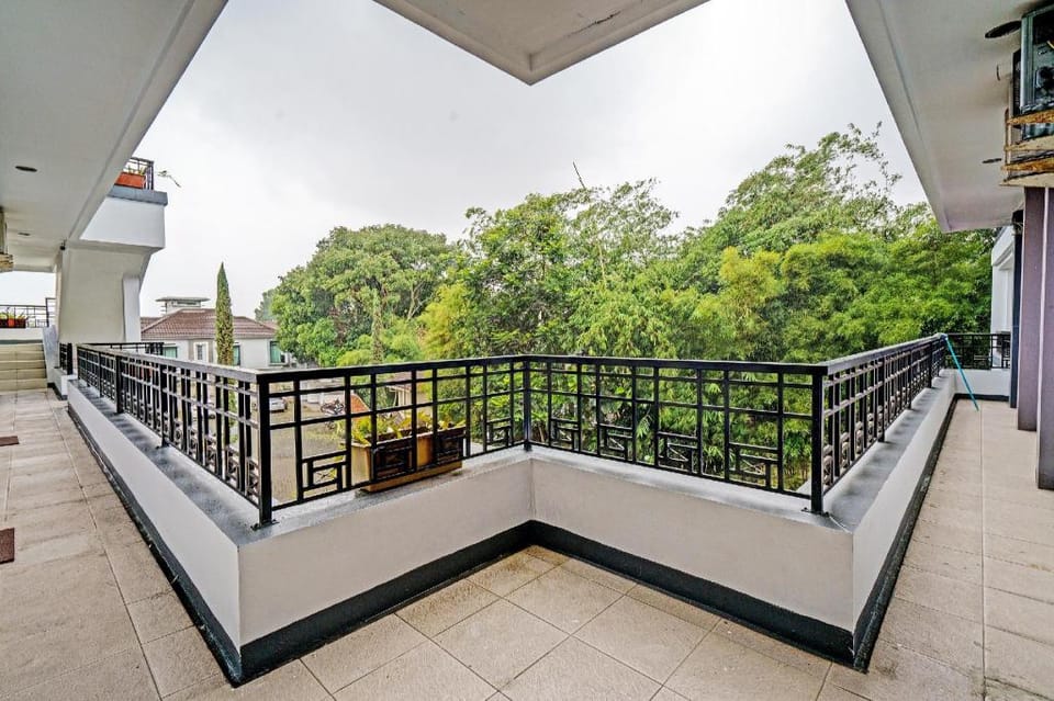 Dancenter Setra Priangan Guest House Hotel in Parongpong