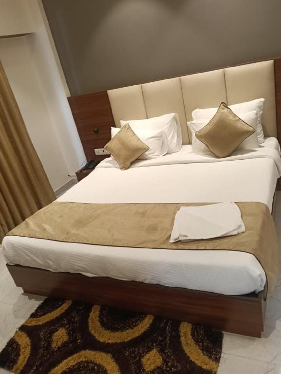 Hotel Shrileela Hotel in Maharashtra