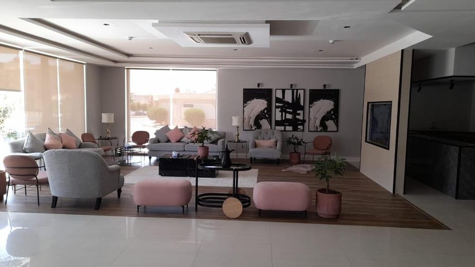 شقق الورود الاربعة المخدومة Apartment hotel in Riyadh