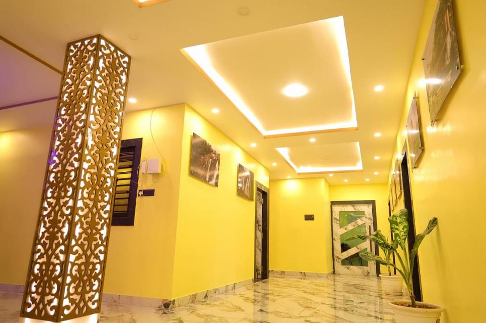 Hotel Shree Mani Residency Hotel in India
