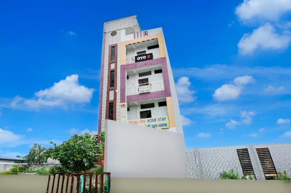 Hotel O Royal Inn Home Stay Hotel in India