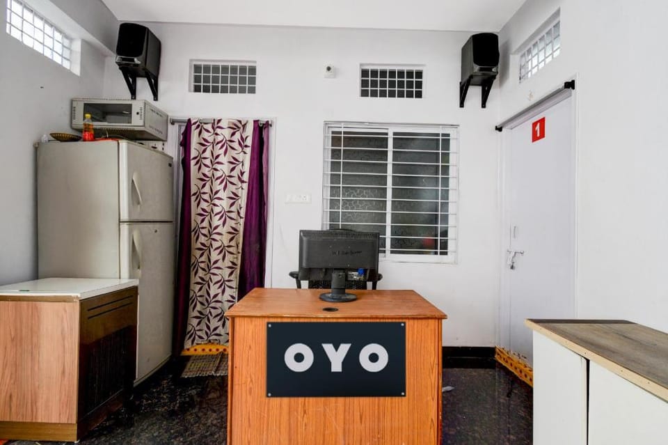 Hotel O Sun Lodge Hotel in Secunderabad