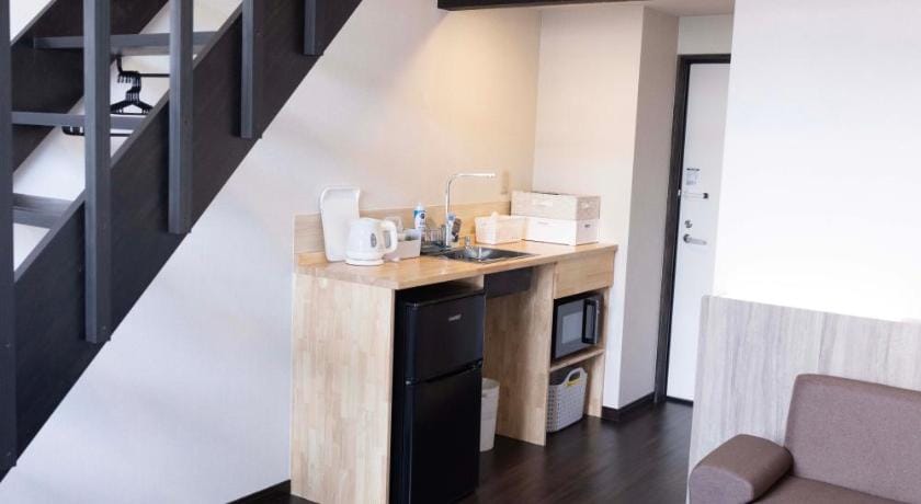 B&B Mikawa 6 - Loft Rooms Hotel in Kanazawa