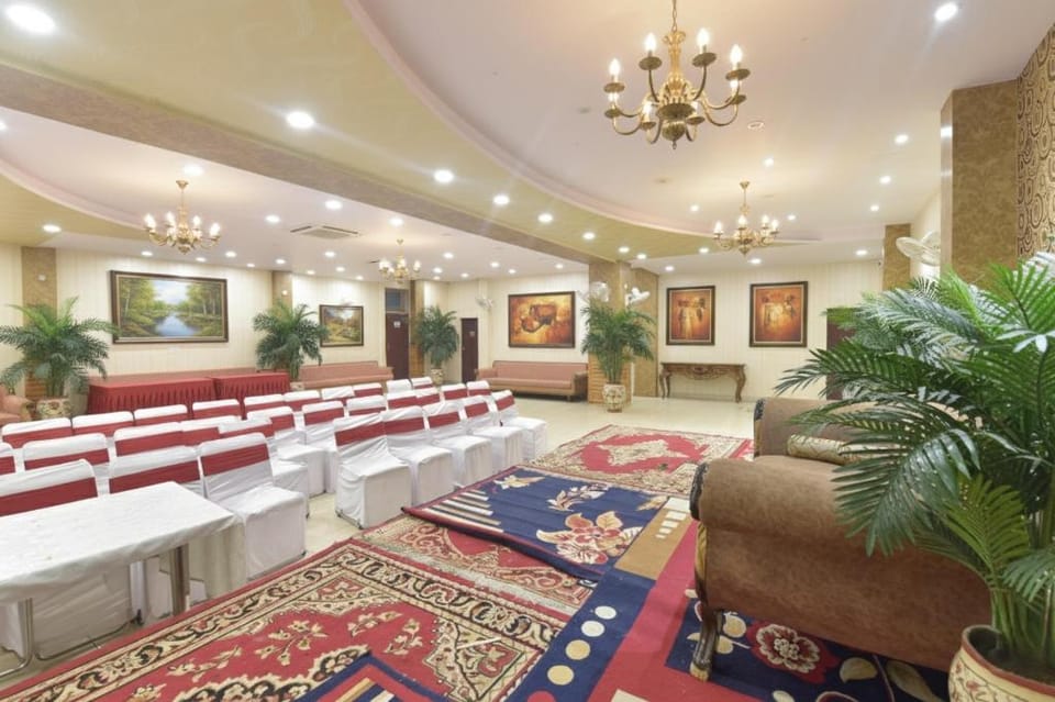 FabHotel Sky Blue Hotel in Jaipur