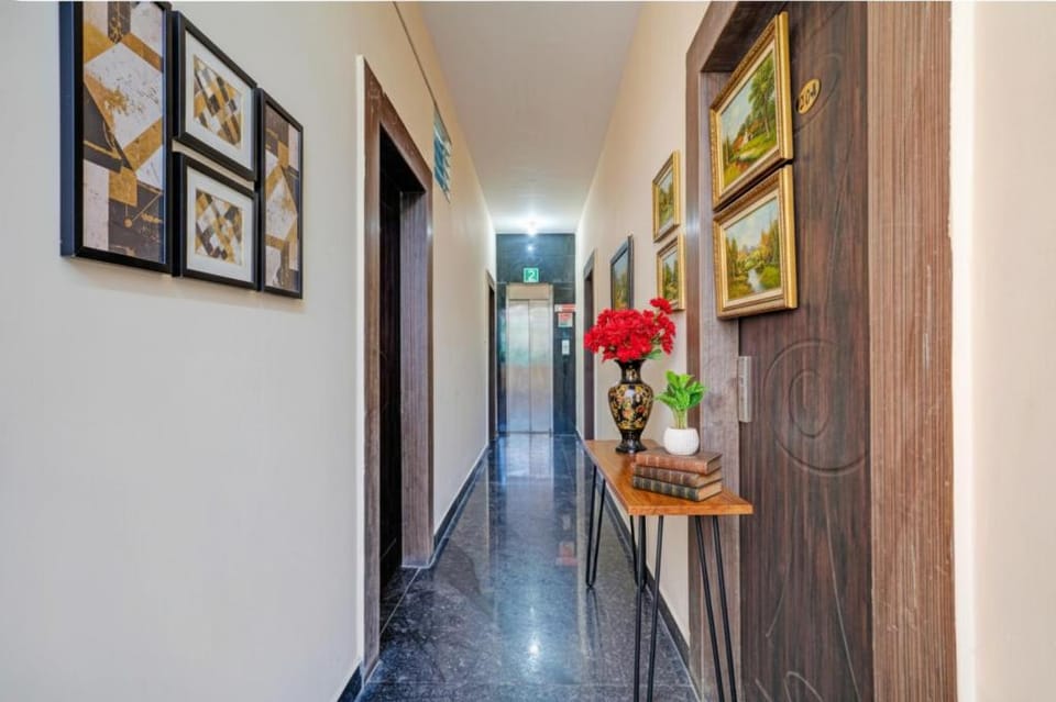 Via Luxury Suites - Padmavathi Meenakshi Kalyana Mantapa, Road Shivanna Layout Hotel in Bengaluru